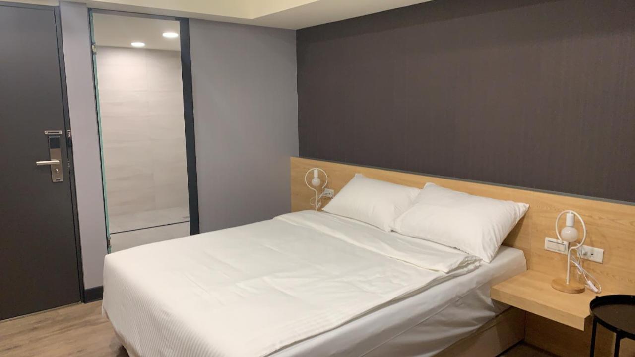 Cy Hotel Taipeh Exterior foto