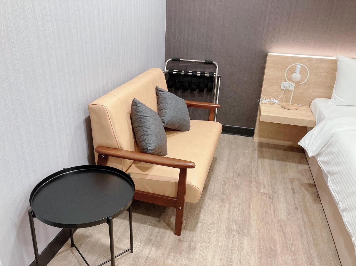 Cy Hotel Taipeh Exterior foto