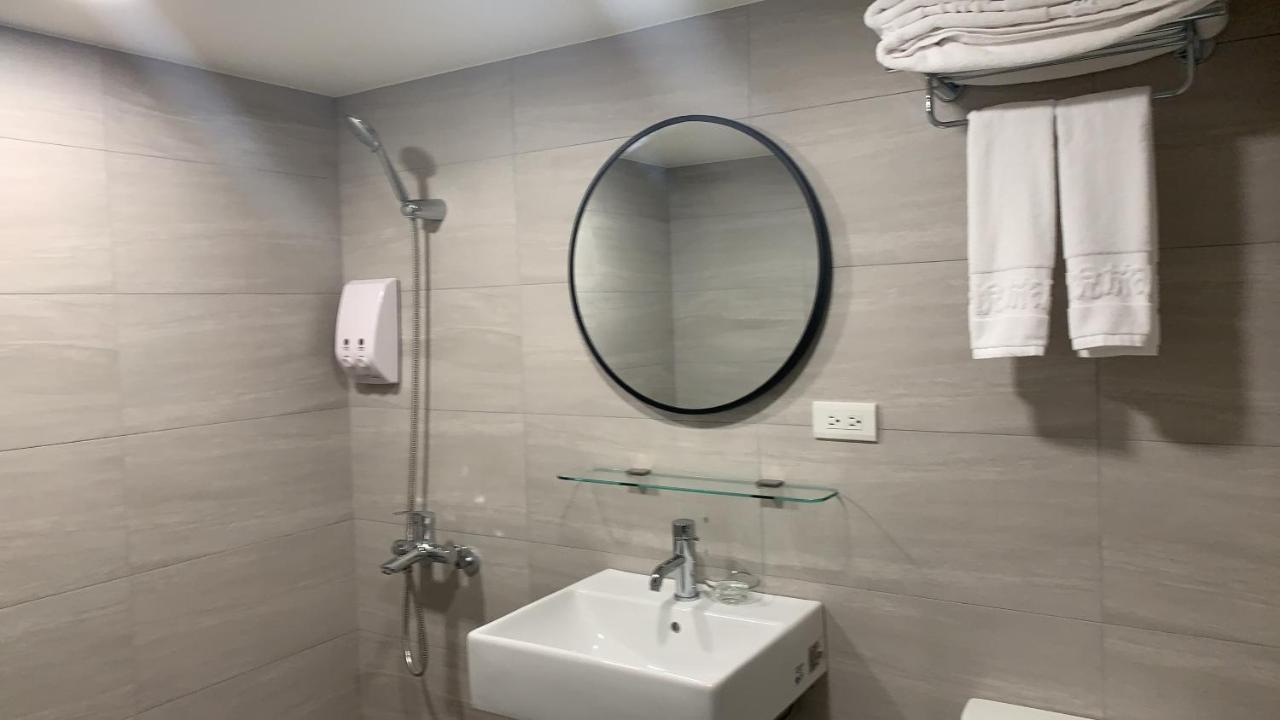 Cy Hotel Taipeh Exterior foto