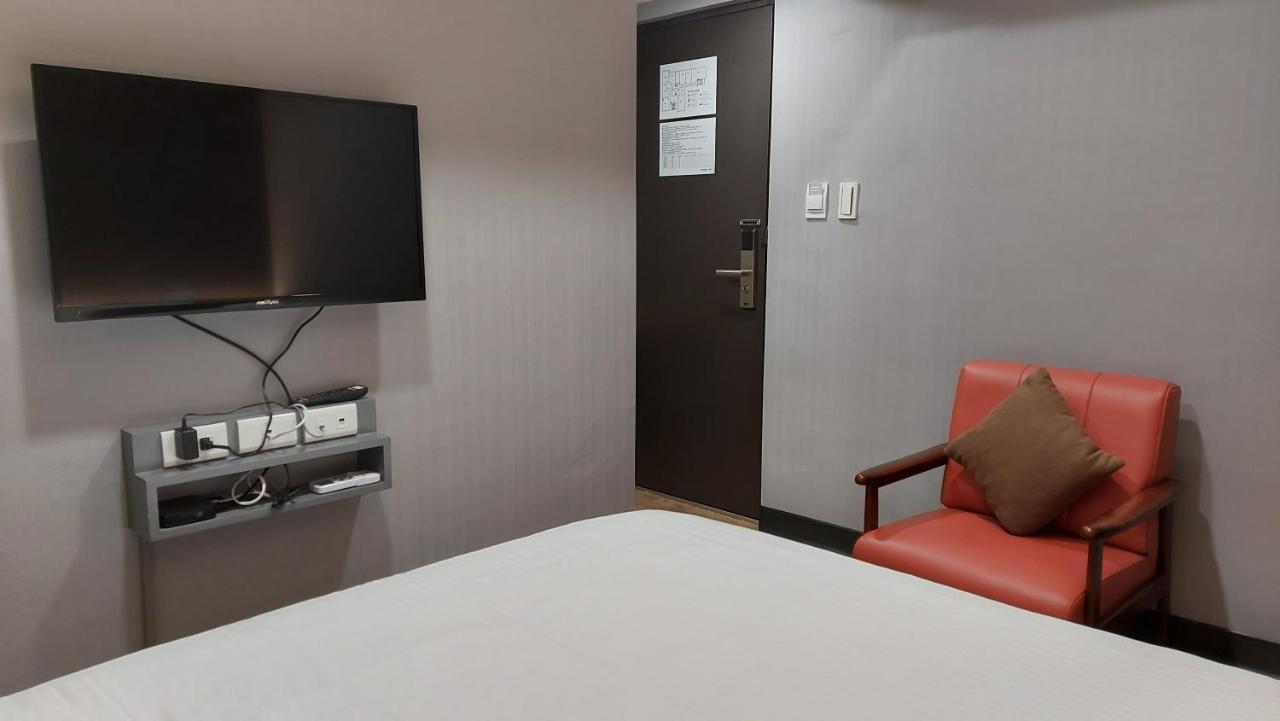 Cy Hotel Taipeh Exterior foto